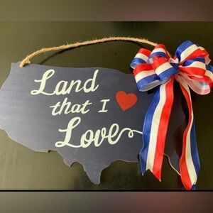Land that I love door, hanger, and ribbon beautiful design